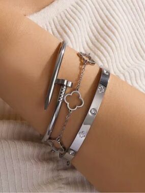 Target Silver-Tone Women's Layered Bracelet Set